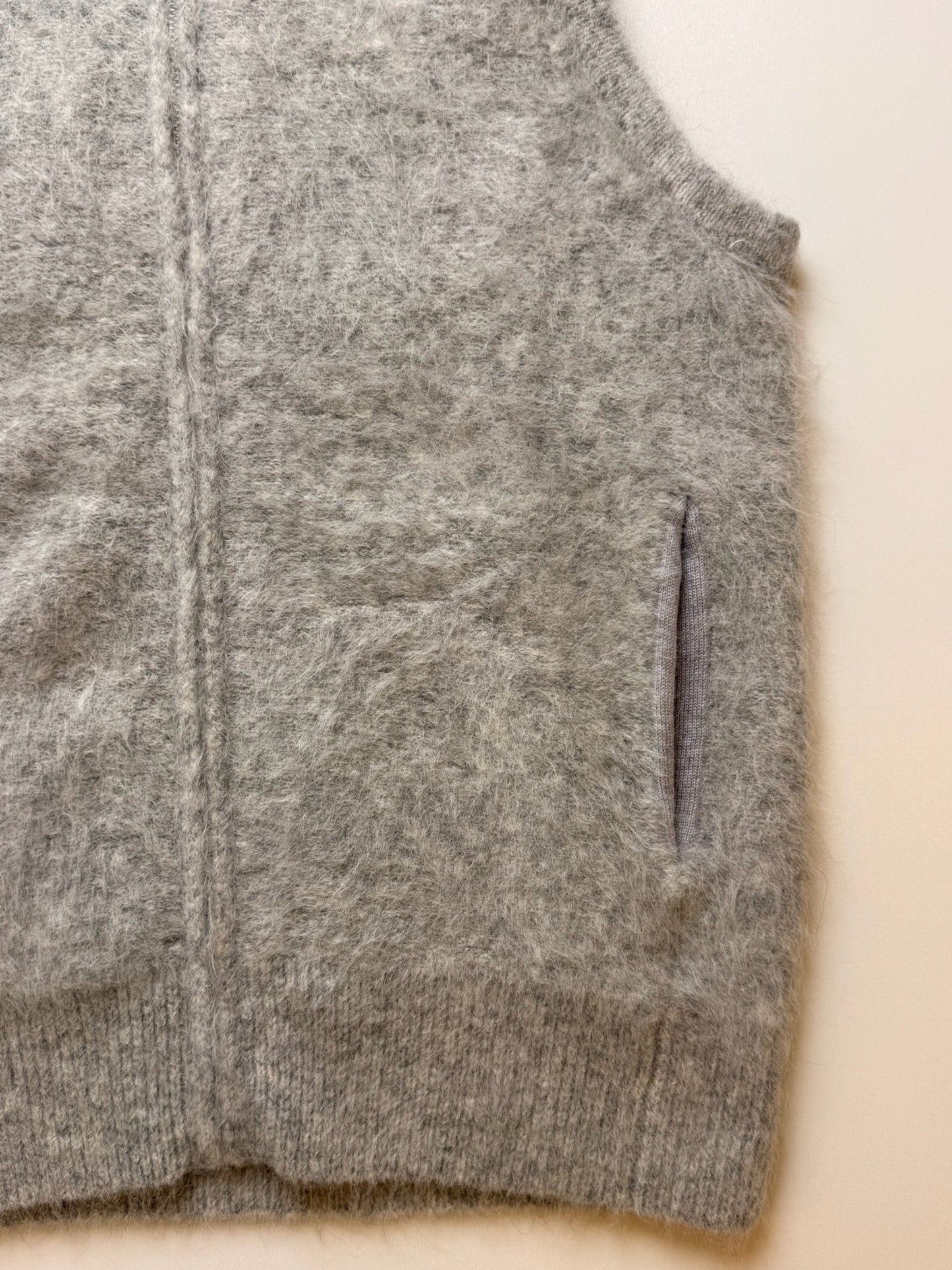 Pull Universel sans manche en mohair